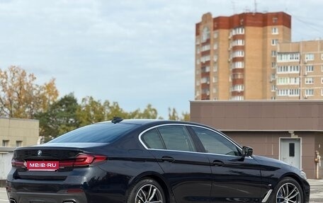 BMW 5 серия, 2022 год, 5 900 000 рублей, 6 фотография