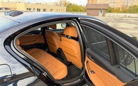 BMW 5 серия, 2022 год, 5 900 000 рублей, 23 фотография