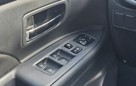 Mitsubishi Outlander III рестайлинг 3, 2022 год, 2 450 000 рублей, 19 фотография