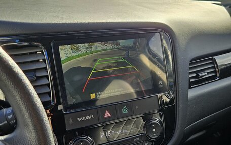 Mitsubishi Outlander III рестайлинг 3, 2022 год, 2 450 000 рублей, 20 фотография