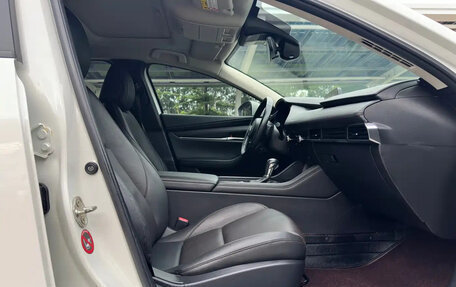 Mazda 3, 2022 год, 1 699 000 рублей, 15 фотография