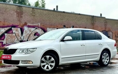 Skoda Superb III рестайлинг, 2012 год, 1 160 000 рублей, 1 фотография