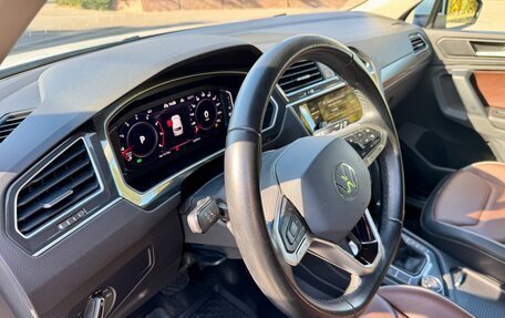 Volkswagen Tiguan II, 2021 год, 3 100 000 рублей, 13 фотография