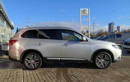 Mitsubishi Outlander III рестайлинг 3, 2016 год, 2 046 000 рублей, 4 фотография