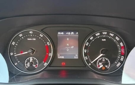 Skoda Octavia IV, 2023 год, 1 876 000 рублей, 12 фотография