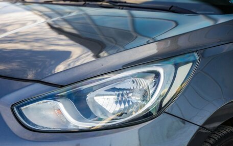 Hyundai Solaris II рестайлинг, 2011 год, 898 000 рублей, 11 фотография