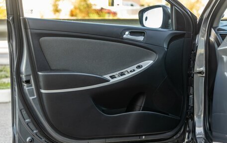 Hyundai Solaris II рестайлинг, 2011 год, 898 000 рублей, 24 фотография
