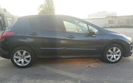 Peugeot 308 II, 2011 год, 410 000 рублей, 4 фотография