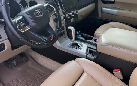 Toyota Sequoia II рестайлинг, 2008 год, 2 550 000 рублей, 5 фотография