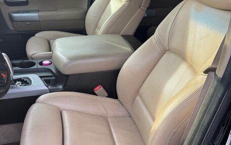 Toyota Sequoia II рестайлинг, 2008 год, 2 550 000 рублей, 6 фотография
