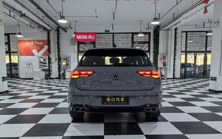 Volkswagen Golf VIII, 2023 год, 1 950 000 рублей, 5 фотография