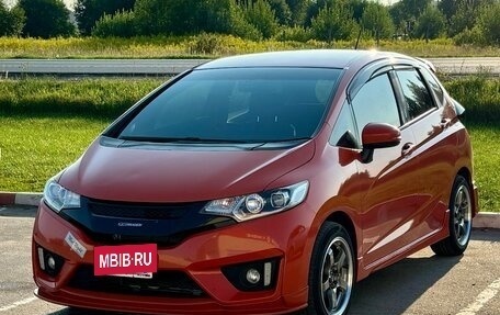 Honda Fit III, 2013 год, 1 400 000 рублей, 10 фотография