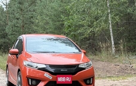 Honda Fit III, 2013 год, 1 400 000 рублей, 9 фотография