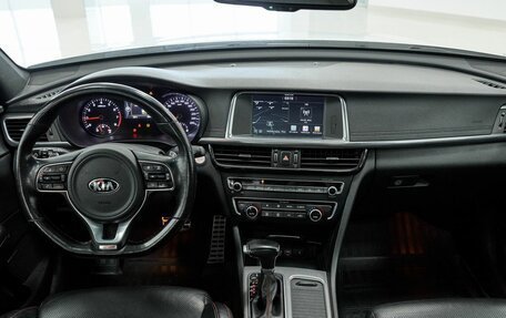 KIA Optima IV, 2017 год, 2 156 000 рублей, 10 фотография
