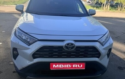 Toyota RAV4, 2019 год, 3 200 000 рублей, 1 фотография