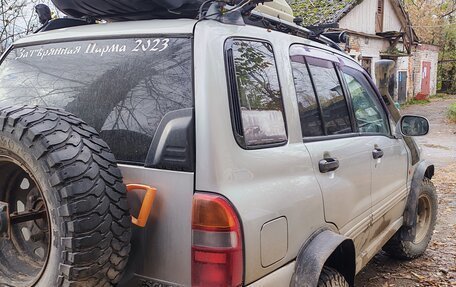 Suzuki Escudo III, 2001 год, 750 000 рублей, 4 фотография