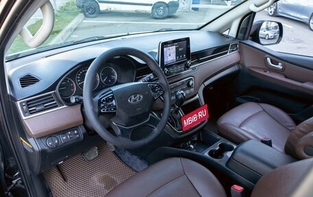 Hyundai Grand Starex Grand Starex I рестайлинг 2, 2018 год, 3 395 000 рублей, 15 фотография