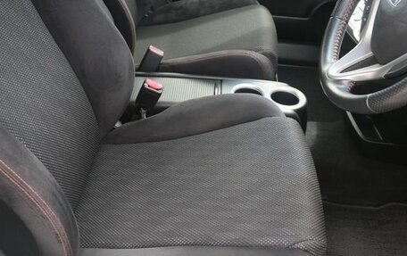 Honda Stream II, 2013 год, 990 008 рублей, 11 фотография
