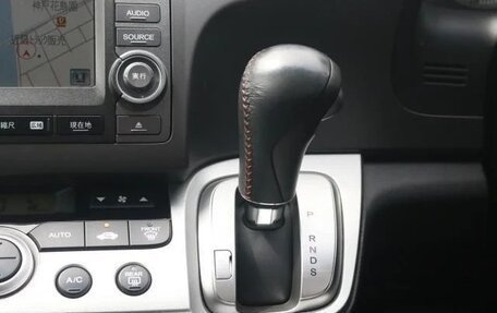 Honda Stream II, 2013 год, 990 008 рублей, 17 фотография