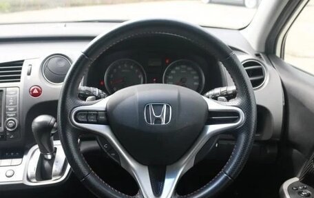 Honda Stream II, 2013 год, 990 008 рублей, 19 фотография