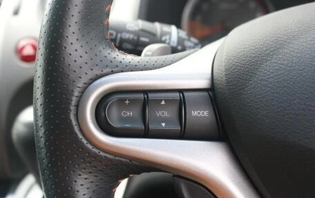 Honda Stream II, 2013 год, 990 008 рублей, 20 фотография