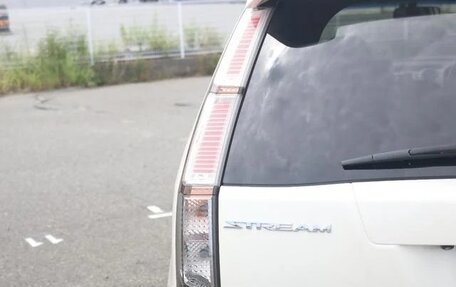 Honda Stream II, 2013 год, 990 008 рублей, 34 фотография