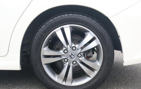 Honda Stream II, 2013 год, 990 008 рублей, 38 фотография