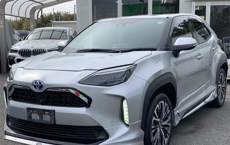 Toyota Yaris Cross, 2023 год, 1 560 000 рублей, 1 фотография