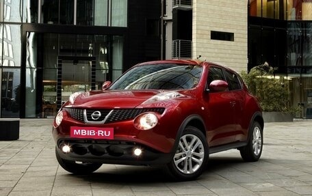 Nissan Juke II, 2014 год, 850 000 рублей, 1 фотография