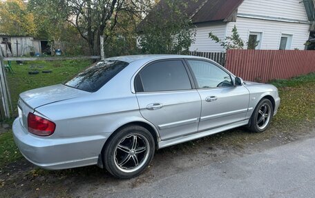 Hyundai Sonata IV рестайлинг, 2005 год, 330 000 рублей, 5 фотография