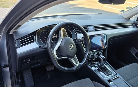 Volkswagen Passat B8 рестайлинг, 2020 год, 2 149 000 рублей, 11 фотография