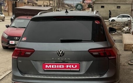 Volkswagen Tiguan II, 2023 год, 3 200 000 рублей, 2 фотография
