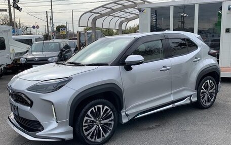 Toyota Yaris Cross, 2023 год, 1 560 000 рублей, 4 фотография