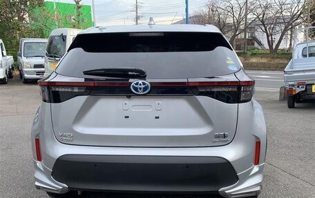 Toyota Yaris Cross, 2023 год, 1 560 000 рублей, 10 фотография