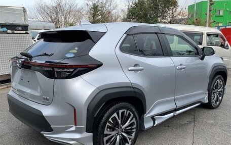 Toyota Yaris Cross, 2023 год, 1 560 000 рублей, 9 фотография