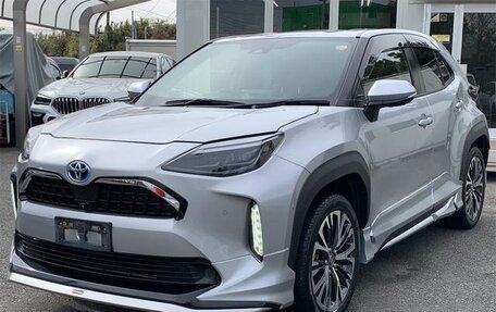 Toyota Yaris Cross, 2023 год, 1 560 000 рублей, 2 фотография