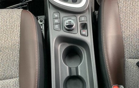 Toyota Yaris Cross, 2023 год, 1 560 000 рублей, 23 фотография