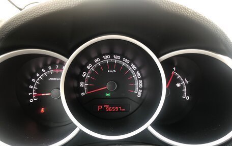 KIA Venga I, 2012 год, 1 090 000 рублей, 4 фотография