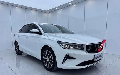 Geely Emgrand, 2022 год, 1 100 000 рублей, 4 фотография