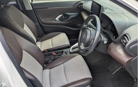 Toyota Yaris Cross, 2023 год, 1 535 000 рублей, 9 фотография