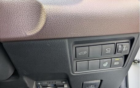 Toyota Yaris Cross, 2023 год, 1 535 000 рублей, 16 фотография