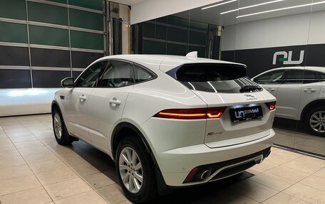 Jaguar E-Pace, 2018 год, 2 200 000 рублей, 4 фотография