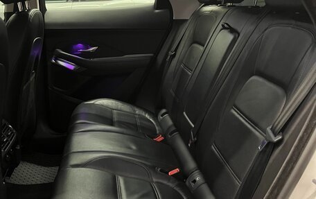 Jaguar E-Pace, 2018 год, 2 200 000 рублей, 11 фотография
