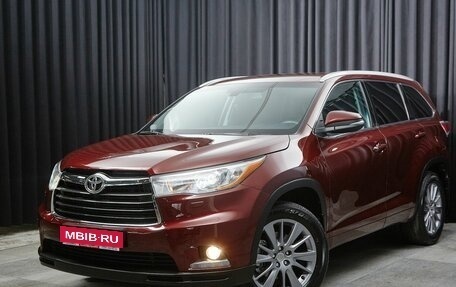 Toyota Highlander III, 2014 год, 3 177 000 рублей, 1 фотография