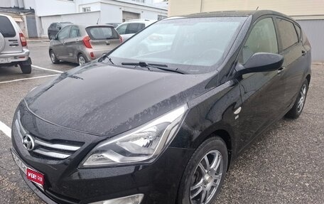 Hyundai Solaris II рестайлинг, 2015 год, 940 000 рублей, 1 фотография