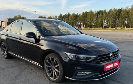 Volkswagen Passat B8 рестайлинг, 2021 год, 2 750 000 рублей, 10 фотография