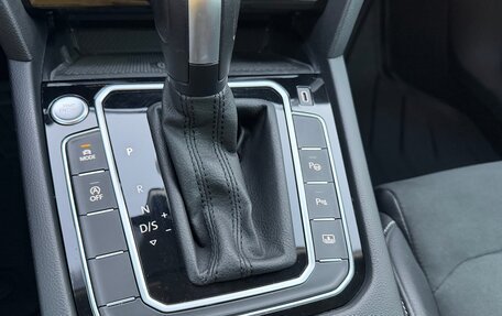 Volkswagen Passat B8 рестайлинг, 2021 год, 2 750 000 рублей, 19 фотография