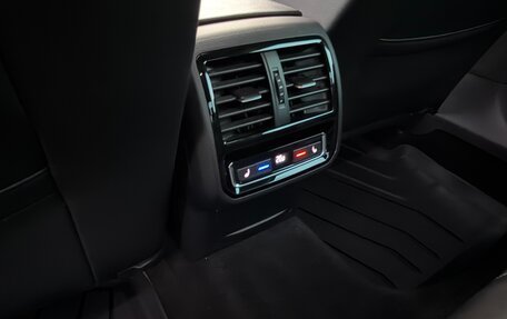 Volkswagen Passat B8 рестайлинг, 2021 год, 2 750 000 рублей, 28 фотография