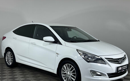 Hyundai Solaris II рестайлинг, 2015 год, 1 110 000 рублей, 3 фотография