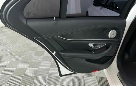 Mercedes-Benz E-Класс, 2019 год, 3 099 000 рублей, 10 фотография